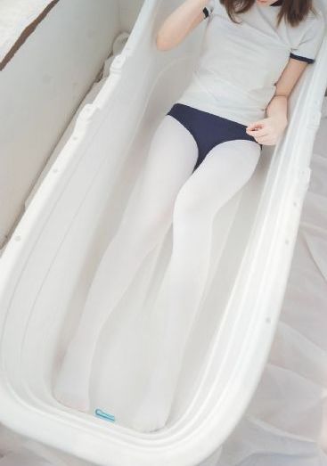 男爵夫人的调教在线观看_高清蓝光在线观