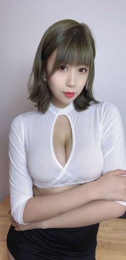 穿条纹睡衣的男孩_BD韩语HD高清在线观看